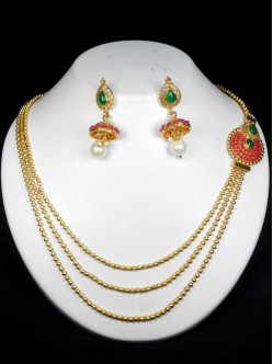 Exclusive Polki Set